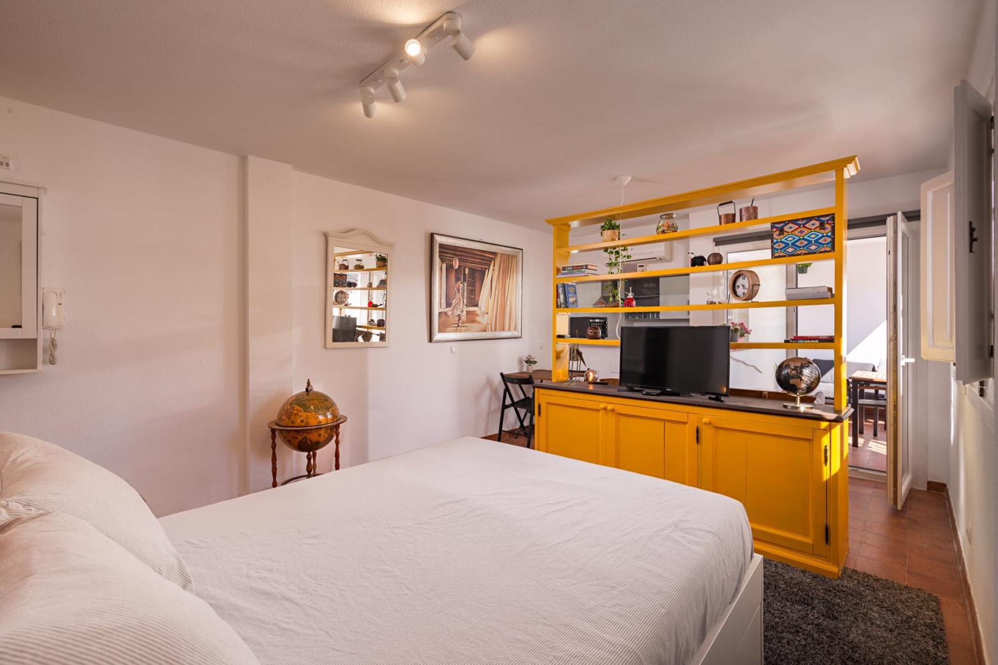 מנילבה Duquesa Port Studio Apartment - Bright Sunlit Terrace מראה חיצוני תמונה