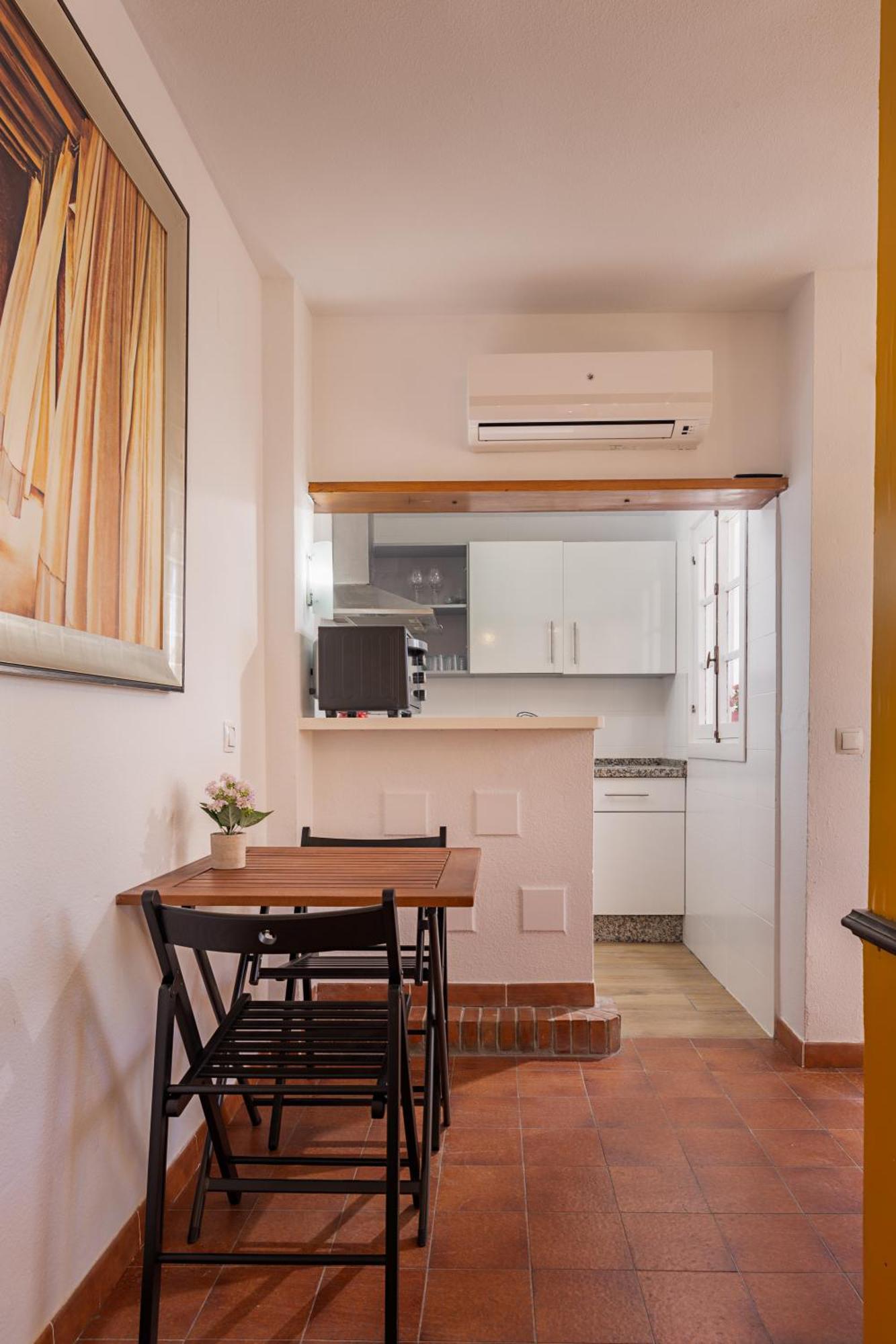 מנילבה Duquesa Port Studio Apartment - Bright Sunlit Terrace מראה חיצוני תמונה